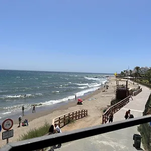 Miraflores Tres Piscinas Cerca Del Mar - Albamar Apartamento
